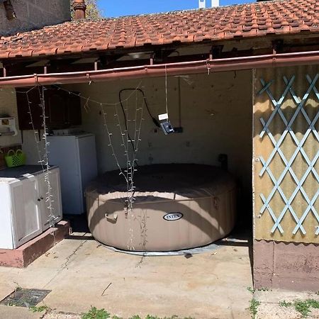 Bourgogne Villa avec Jacuzzi Saint-Julien-du-Sault Esterno foto
